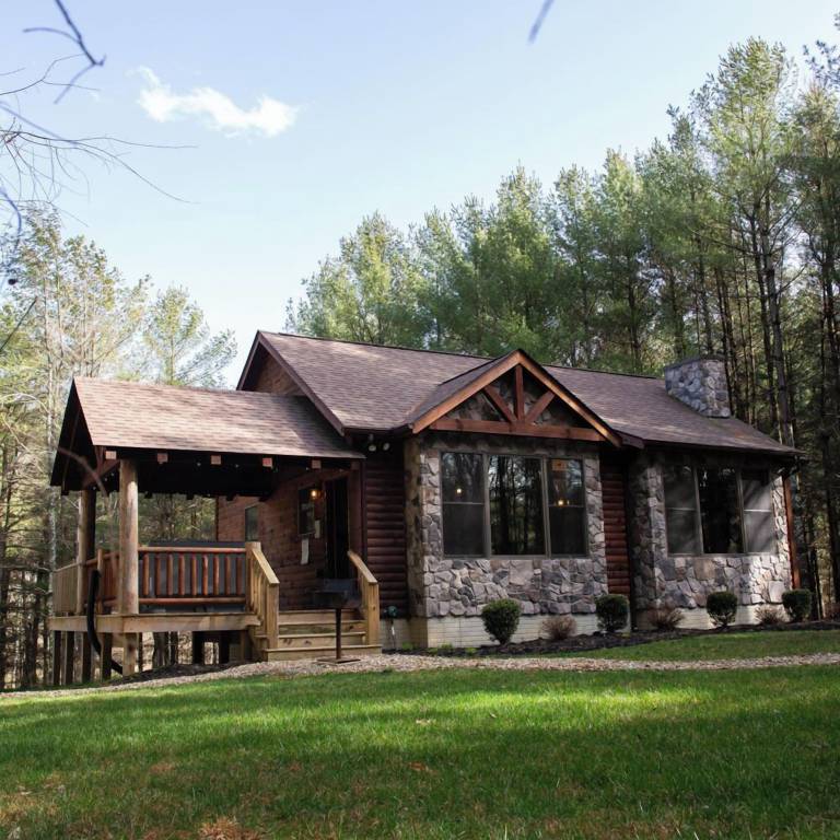     
Cabin ∙ 7 guests ∙ 3 bedrooms
