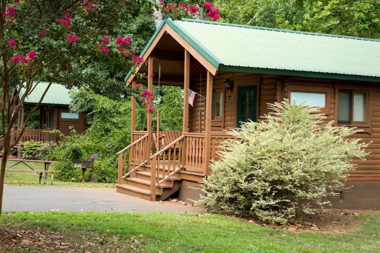 Cabin Charlotte