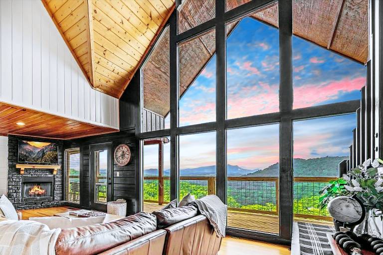    
17 guests ∙ 6 bedrooms
