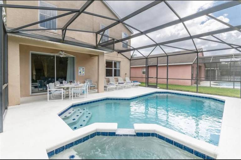 Apartment Davenport