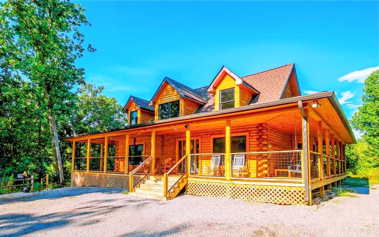     
Cabin ∙ 12 guests ∙ 4 bedrooms
