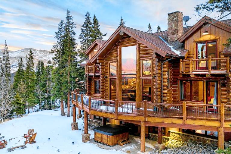     
Cabin ∙ 6 guests ∙ 4 bedrooms
