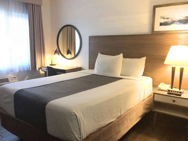 Motel Core-Columbia