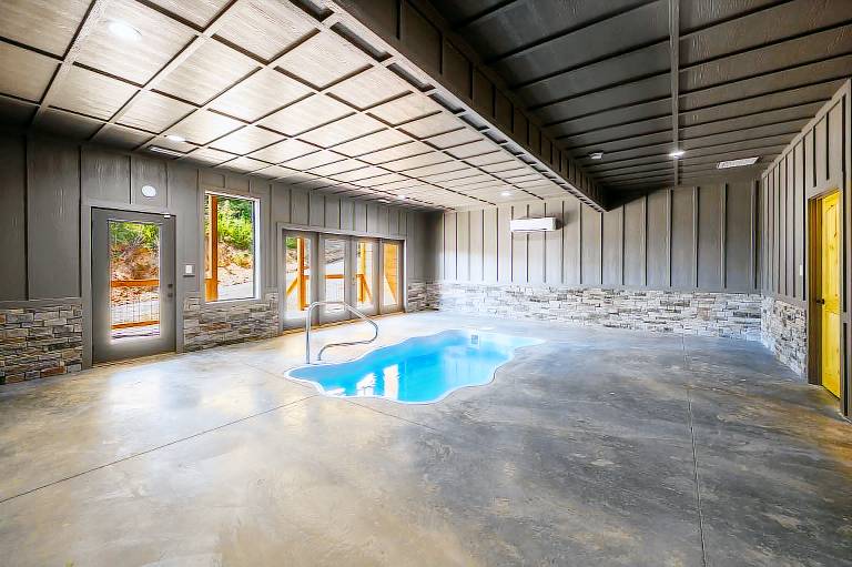     
8 guests ∙ 3 bedrooms
