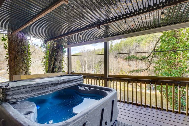     
House ∙ 10 guests ∙ 2 bedrooms
