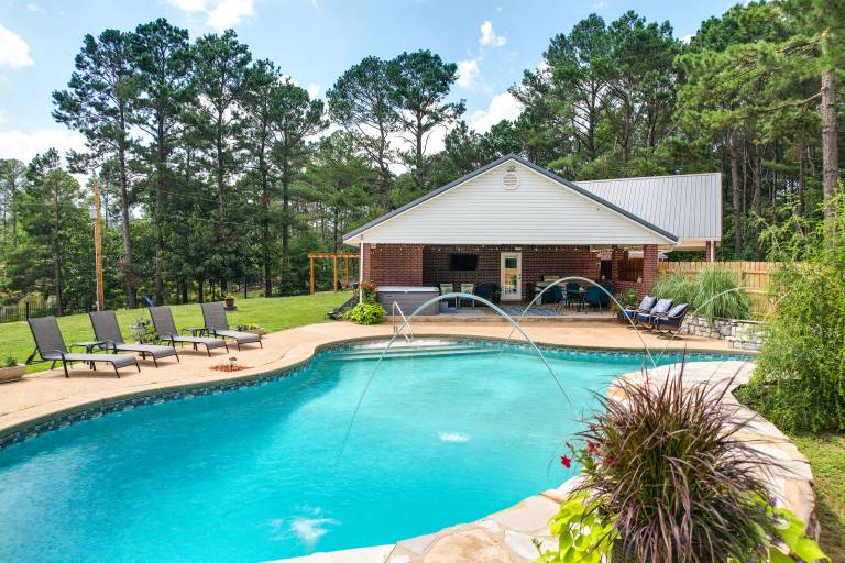     
House ∙ 8 guests ∙ 4 bedrooms
